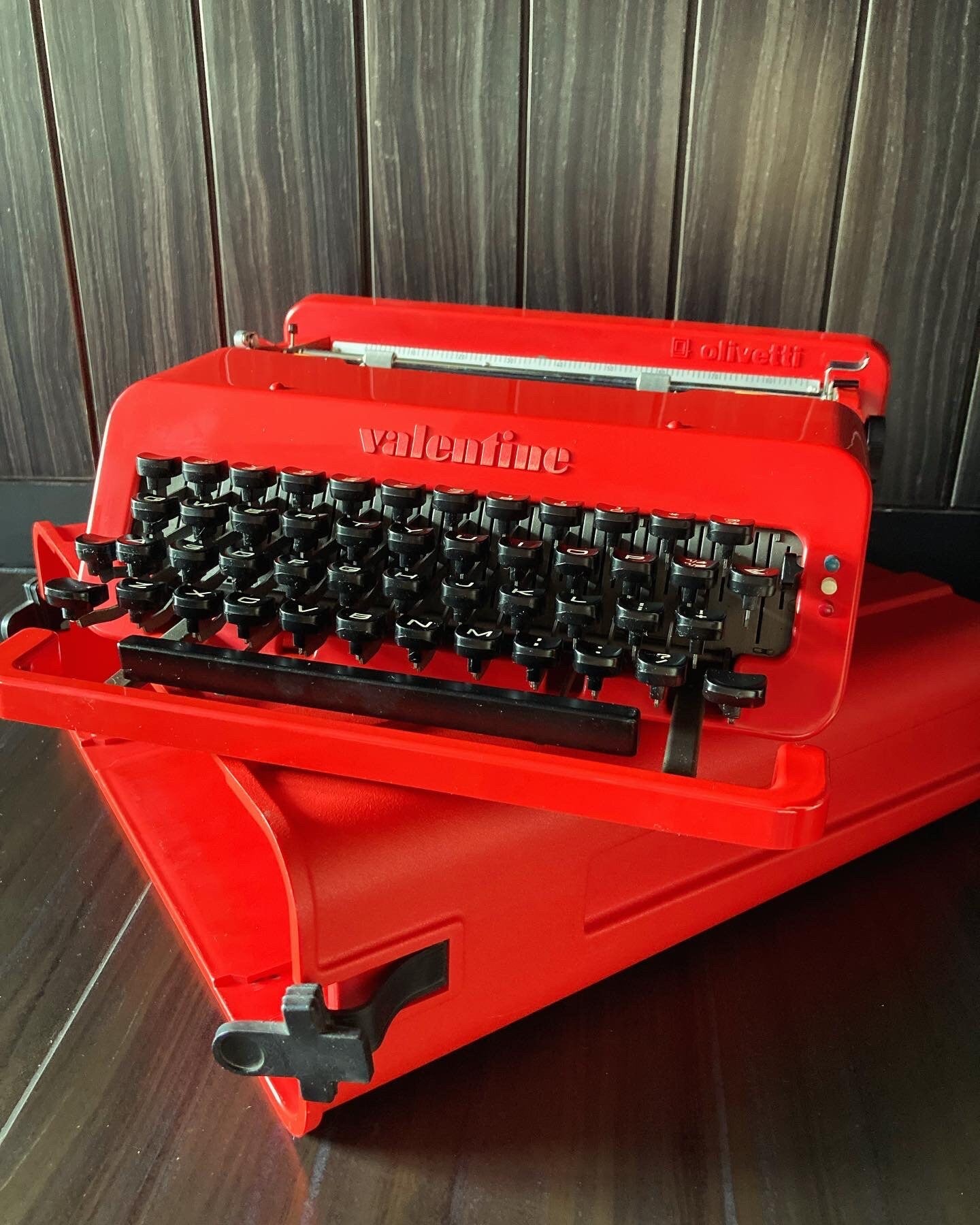Olivetti Valentine typewriter Italy 1969