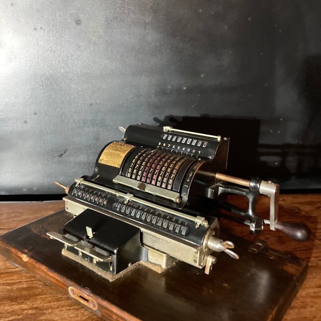 Antique 1916 Marchant Adding Calculating Machine