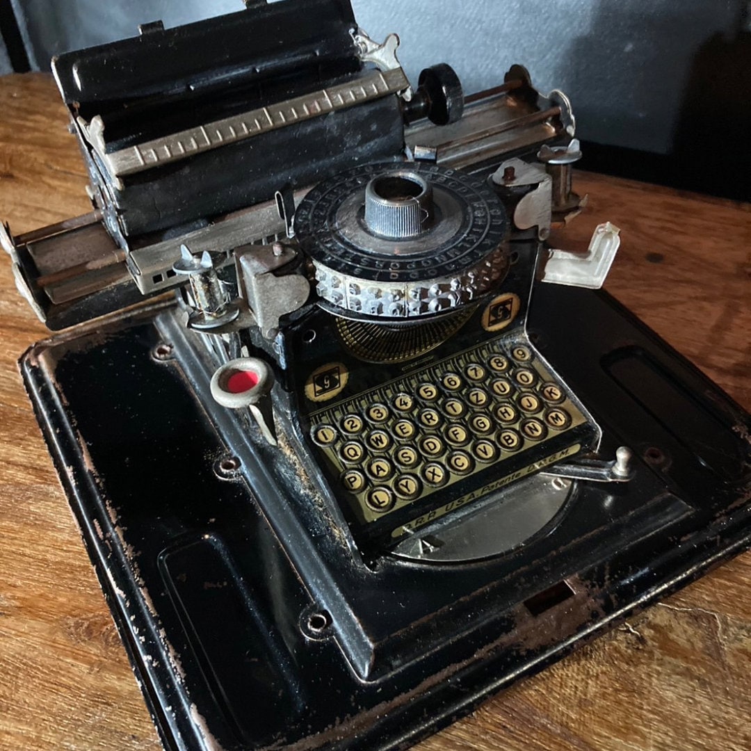 Antique GSN Junior Modell 3 toy typewriter