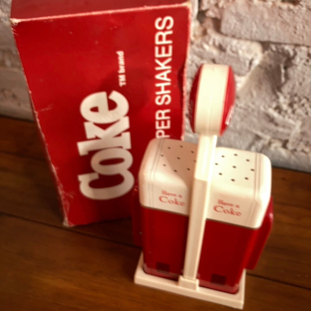 1993 Coca-Cola Salt & Pepper Set Shakers in Gas Pump Holder Diner Collection.